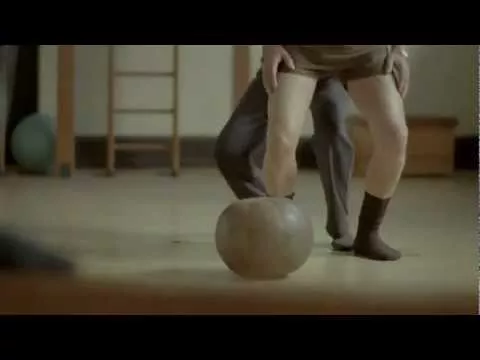 Video om FITTYDENT Superklebende krem, 40 g